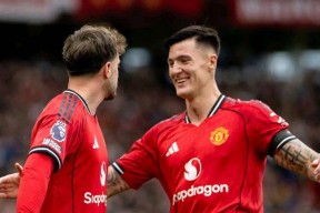 贝博官网-包含国际比赛日曼联备战社区盾；远射贴柱细节曝光；球迷炸锅；资深球员宣示担当的词条-贝博官网