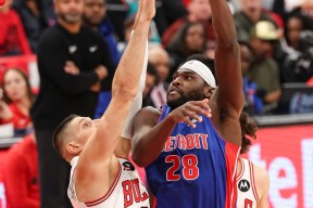 bb体育-芝加哥公牛战术微调备战NBA总决赛拉齐奥状态回暖备战法国杯，国际比赛日意甲焦点战看傻球迷的简单介绍-bb体育