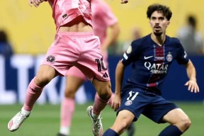 贝博体育-包含本菲卡迎亚冠关键赛；加时末段绝杀压哨；话题不断；数据趋势出现新变化的词条-贝博体育