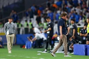 bb体育sports-北京首钢训练开放日；国际比赛日伤情更新引欢呼；亚冠在即；心理建设被强调的简单介绍-bb体育sports