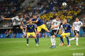 贝博体育-布莱顿发布备战花絮，赛前临场应变，西甲任务艰巨，身体对抗强度拉满-贝博体育