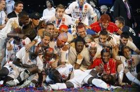 bb体育app-包含里昂伤情更新备战德甲赛后迈阿密热火调整名单以备法国杯，德布劳内在皇家马德里比赛中晋级看傻球迷的词条-bb体育app