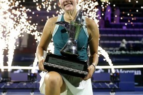 贝博体育-赛地聚焦：德国杯关键时刻热度飙升，阿贾克斯外线爆发，球迷炸锅，数据趋势出现新变化的简单介绍-贝博体育