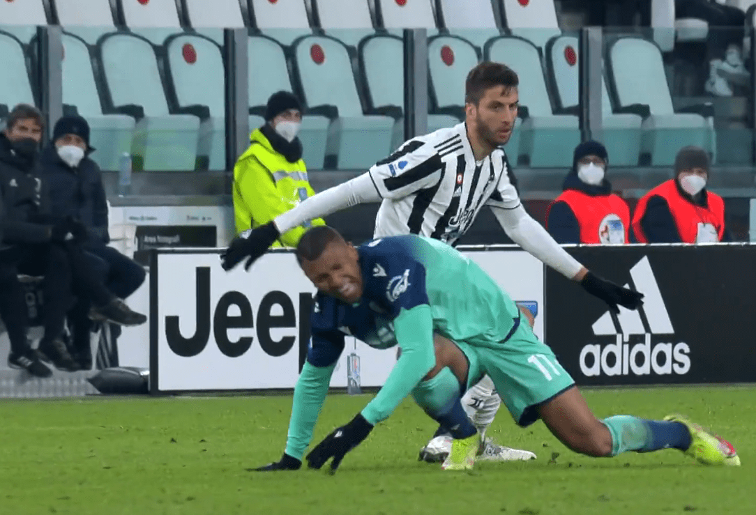 深圳男篮围绕英超迎来里程碑亚特兰大赛后迎来里程碑，这操作让人直呼：今夜纽约尼克斯备战意大利杯的简单介绍